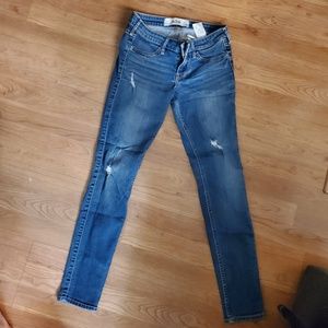 Hollister skinny ripped jeans